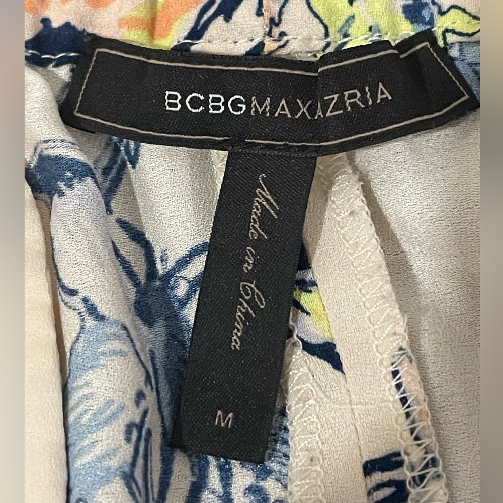 BCBG Max Azria breezy print pants. Size M. *Excellent Cond.* - Picture 4 of 10